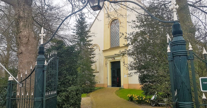 Kerkdienst in de Lucaskerk in Winkel (foto's)